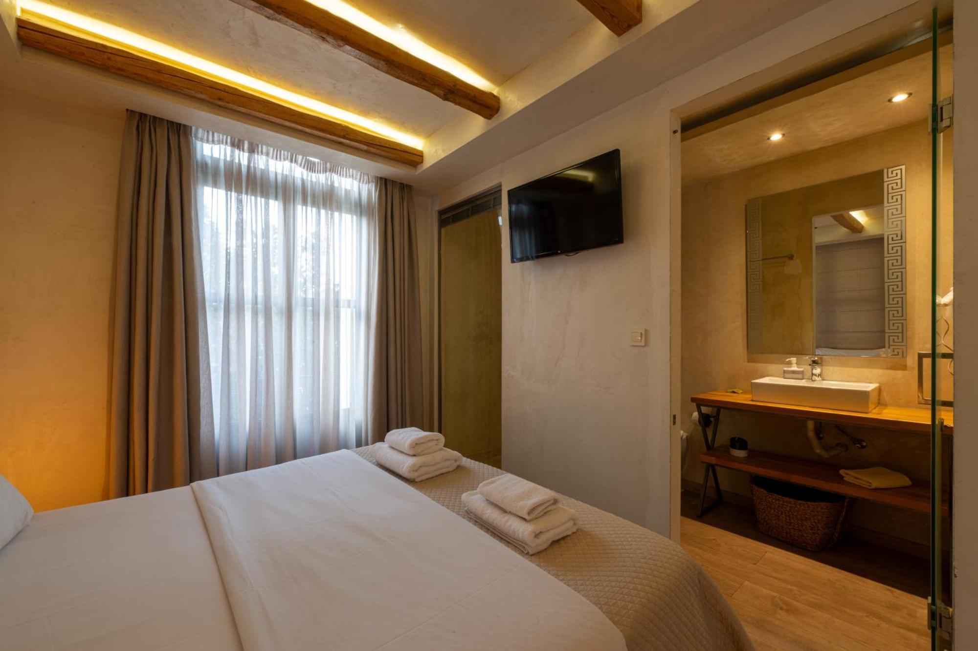 Panellinion Luxury Rooms Kalamata Zewnętrze zdjęcie