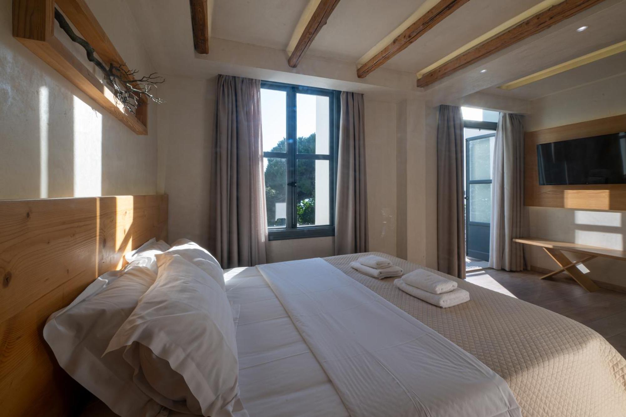 Panellinion Luxury Rooms Kalamata Zewnętrze zdjęcie