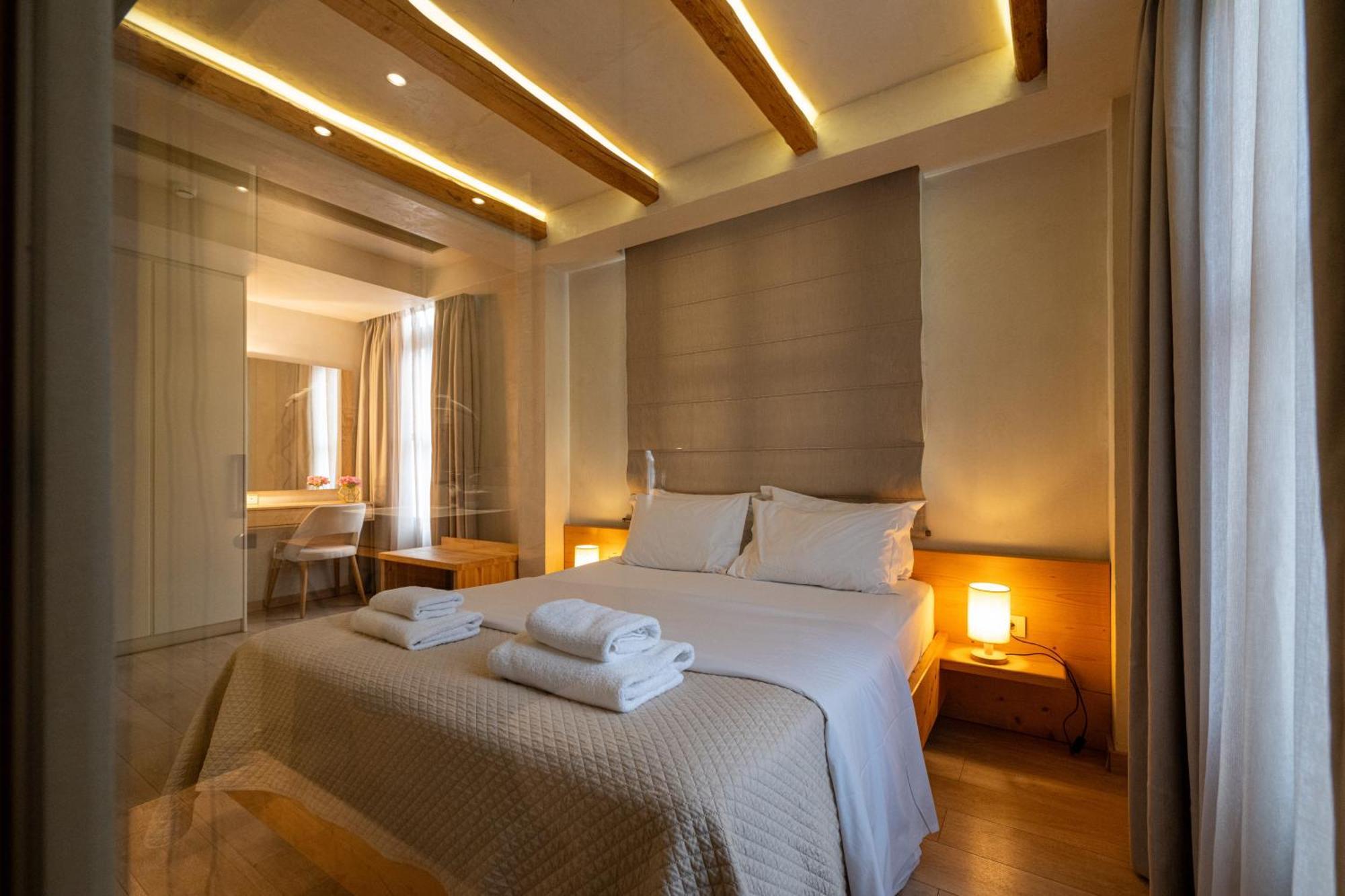 Panellinion Luxury Rooms Kalamata Zewnętrze zdjęcie