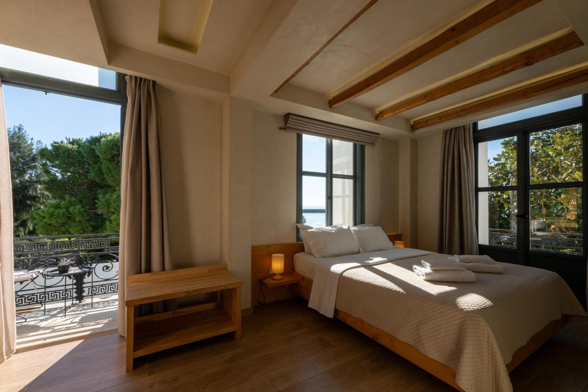 Panellinion Luxury Rooms Kalamata Zewnętrze zdjęcie