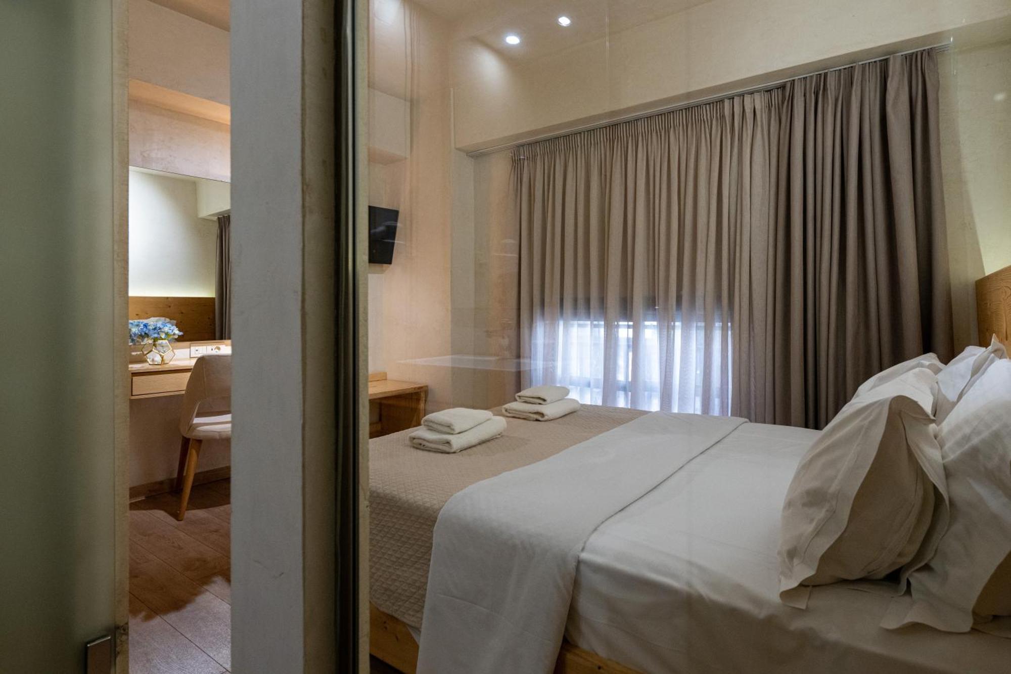 Panellinion Luxury Rooms Kalamata Zewnętrze zdjęcie